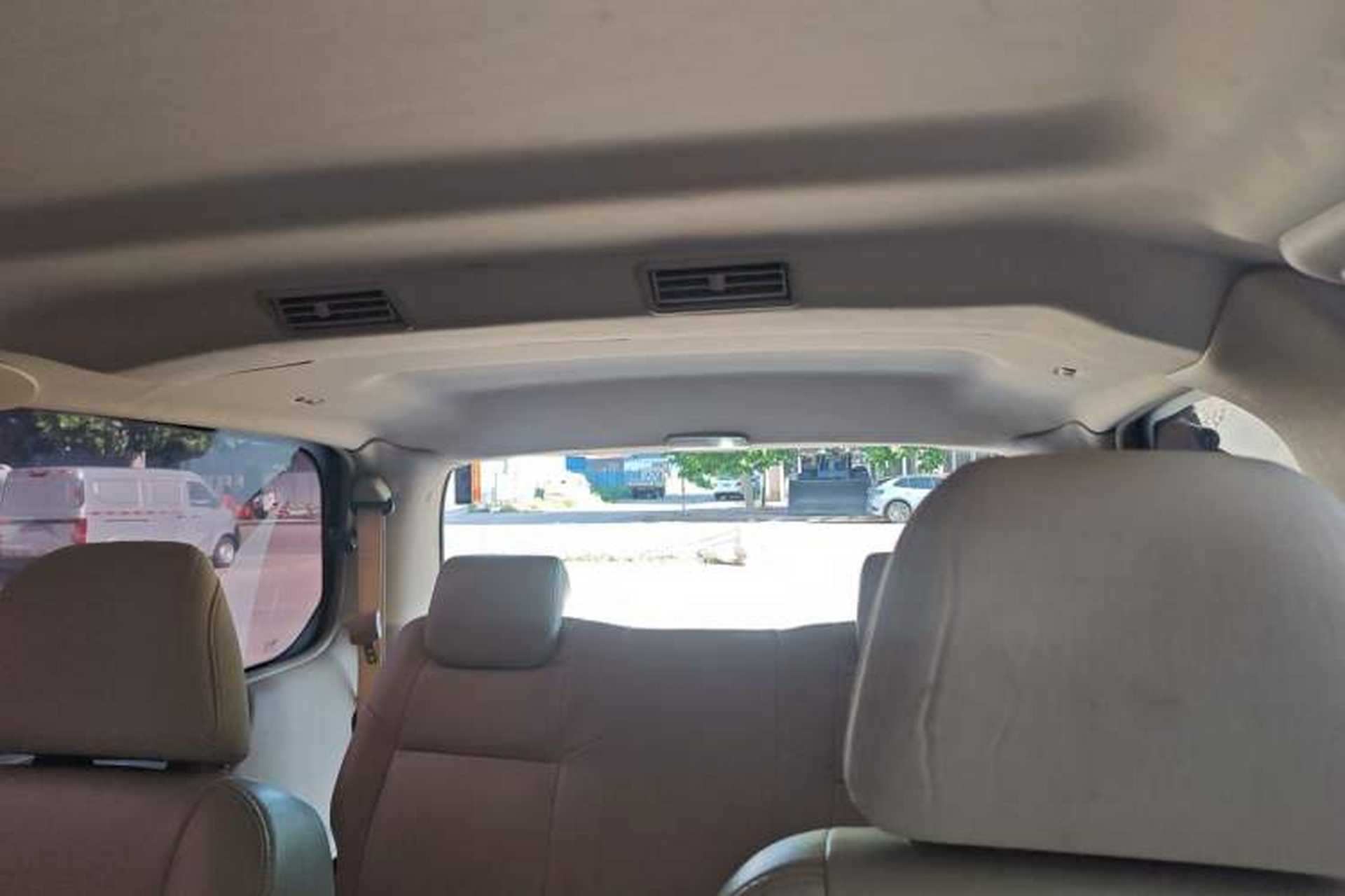 Used Buick GL8 2013 2.4L Classic Edition Headliner