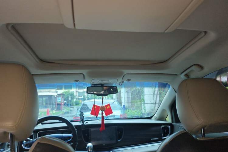 Used Buick GL8 2013 3.0L XT Luxury Business Flagship Edition Headliner