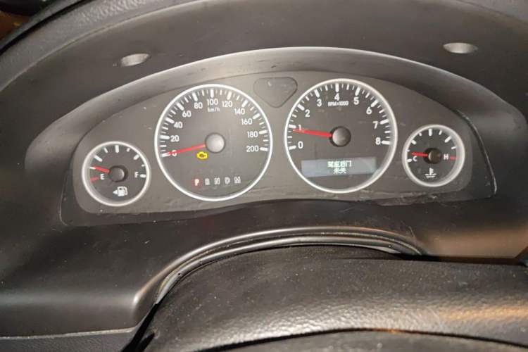 Used Buick GL8 2013 2.4L Executive Edition Instrument Cluster