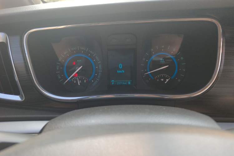 Used Buick GL8 2013 3.0L XT Luxury Business Flagship Edition Instrument Cluster