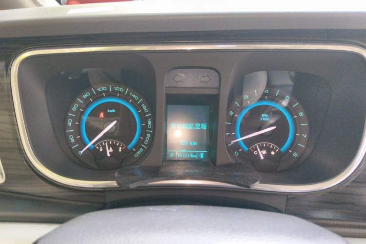 Used Buick GL8 2013 3.0L XT Luxury Business Flagship Edition Instrument Cluster