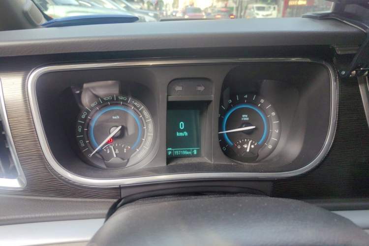 Used Buick GL8 2013 2.4L LT Luxury Business Executive Edition Instrument Cluster