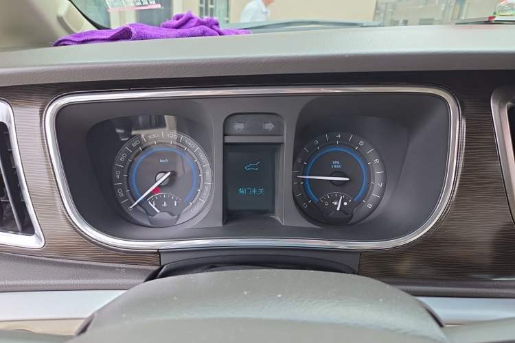 Used Buick GL8 2013 2.4L LT Luxury Business Executive Edition Instrument Cluster