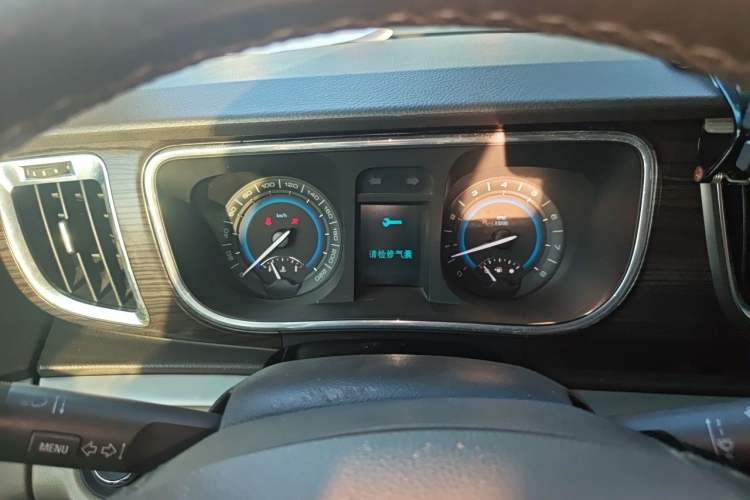 Used Buick GL8 2013 3.0L GT Luxury Business Haoya Edition Instrument Cluster