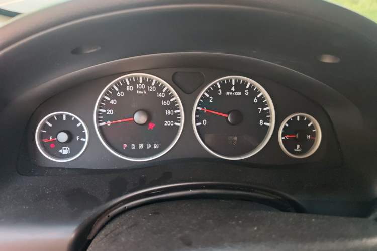 Used Buick GL8 2013 2.4L Executive Edition Instrument Cluster