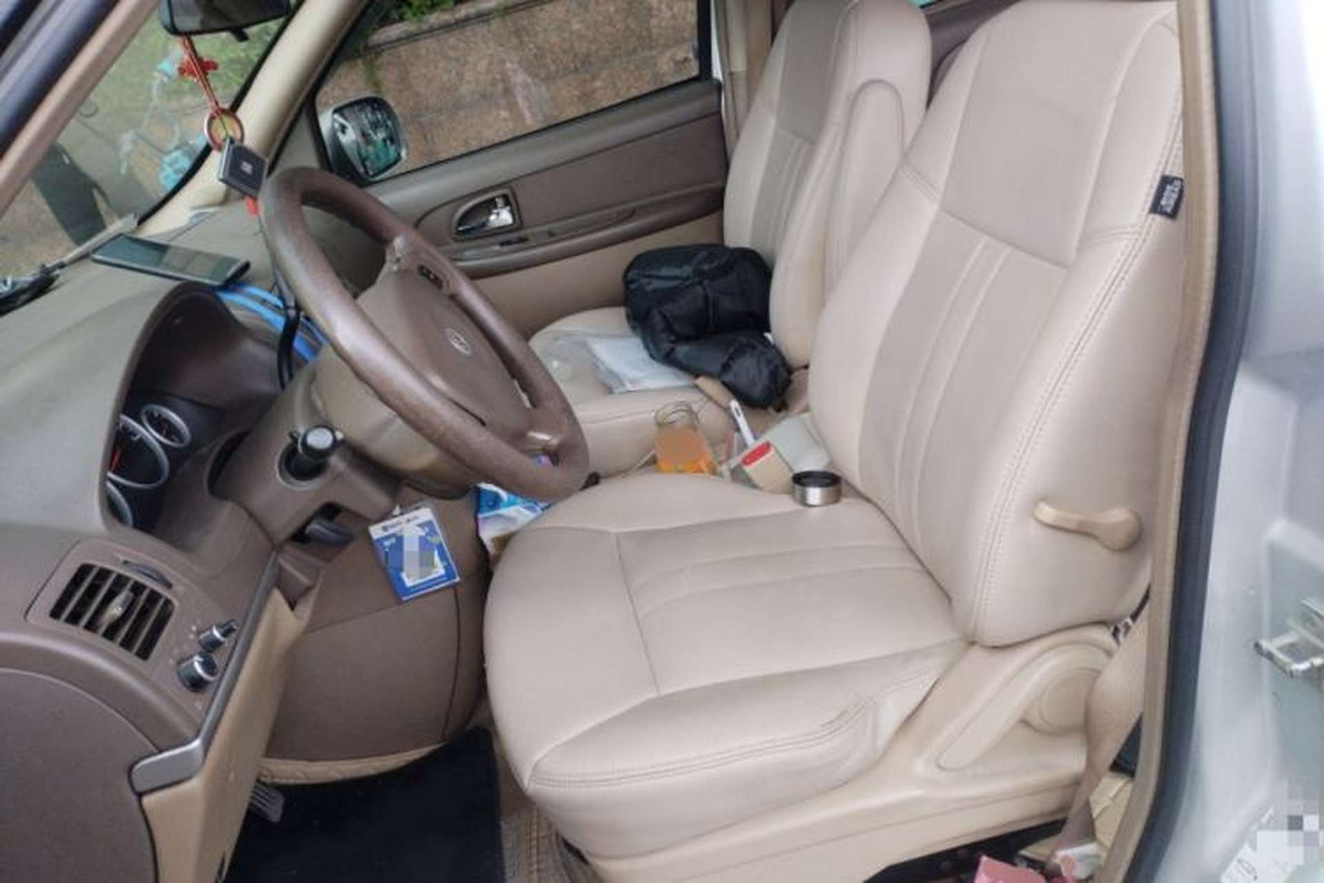 Used Buick GL8 2013 2.4L Comfort Edition Left Front Seat