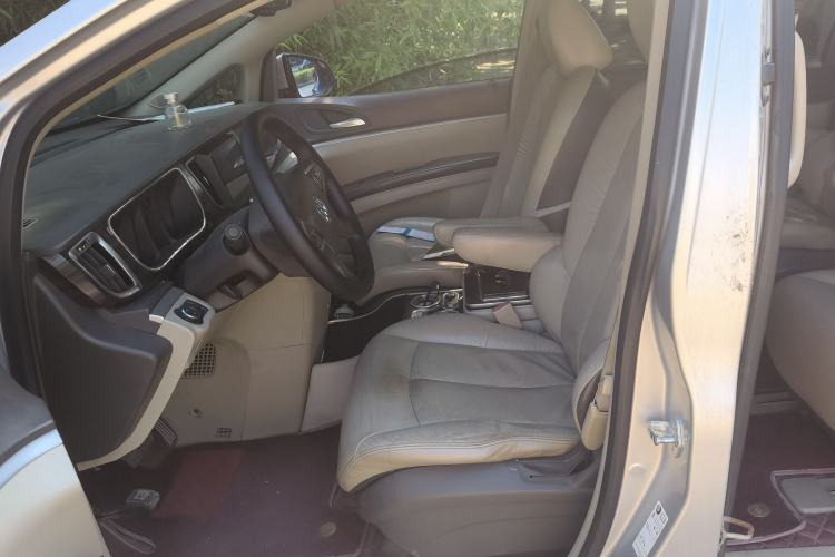 Used Buick GL8 2013 3.0L GT Luxury Business Haoya Edition Left Front Seat