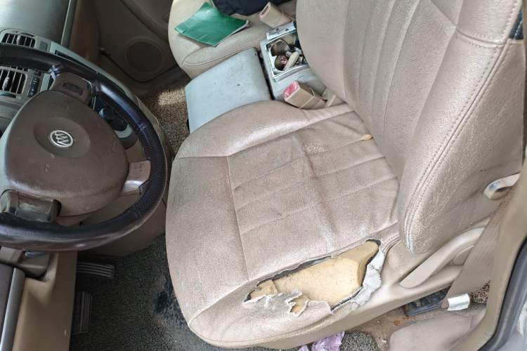 Used Buick GL8 2013 2.4L Classic Edition Left Front Seat