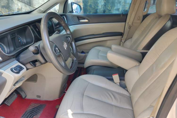 Used Buick GL8 2013 3.0L GT Luxury Business Haoya Edition Left Front Seat