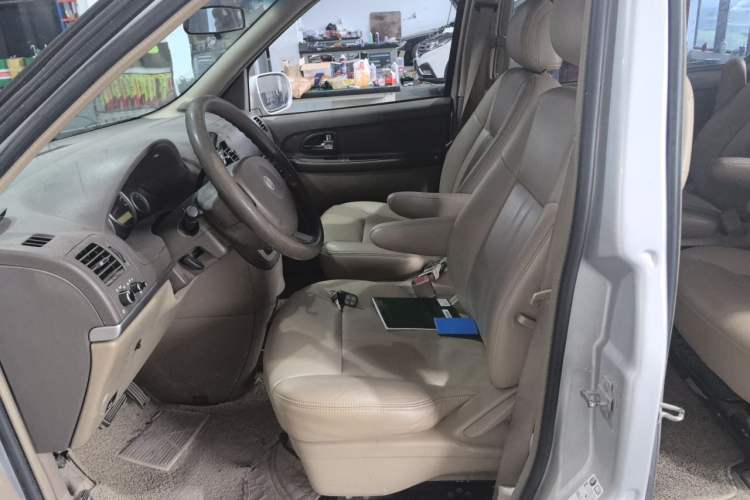 Used Buick GL8 2013 2.4L Comfort Edition Left Front Seat
