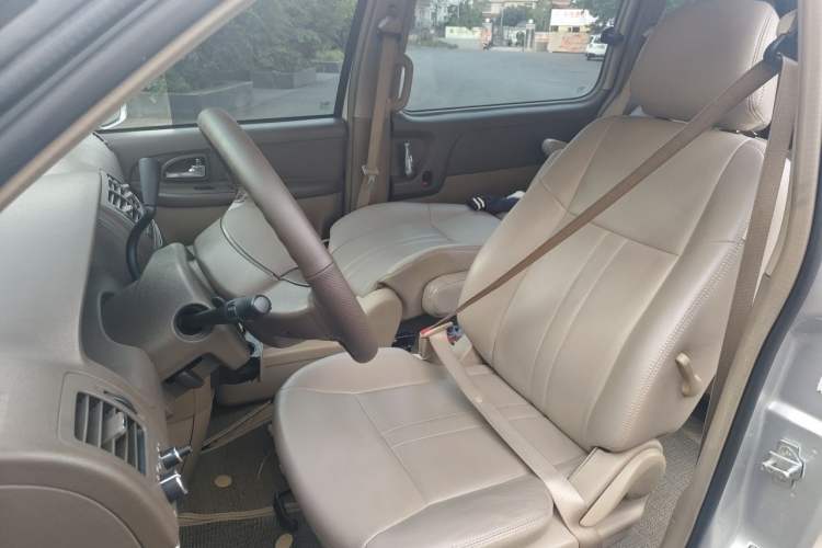 Used Buick GL8 2013 2.4L Comfort Edition Left Front Seat