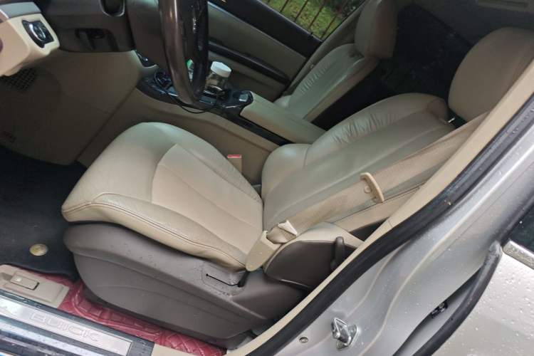 Used Buick GL8 2013 3.0L XT Luxury Business Flagship Edition Left Front Seat