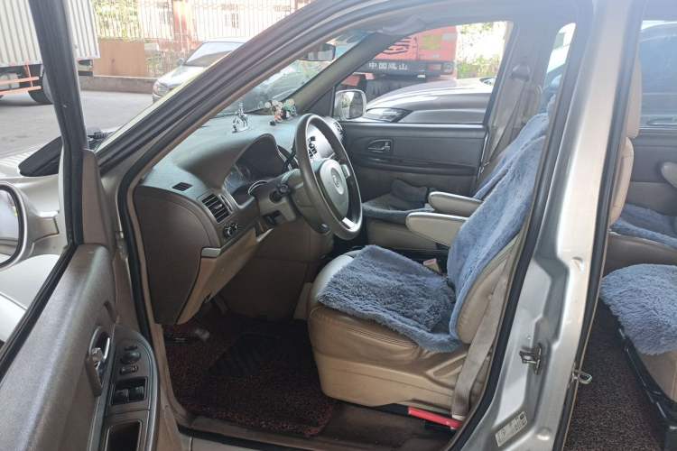 Used Buick GL8 2013 2.4L Comfort Edition Left Front Seat