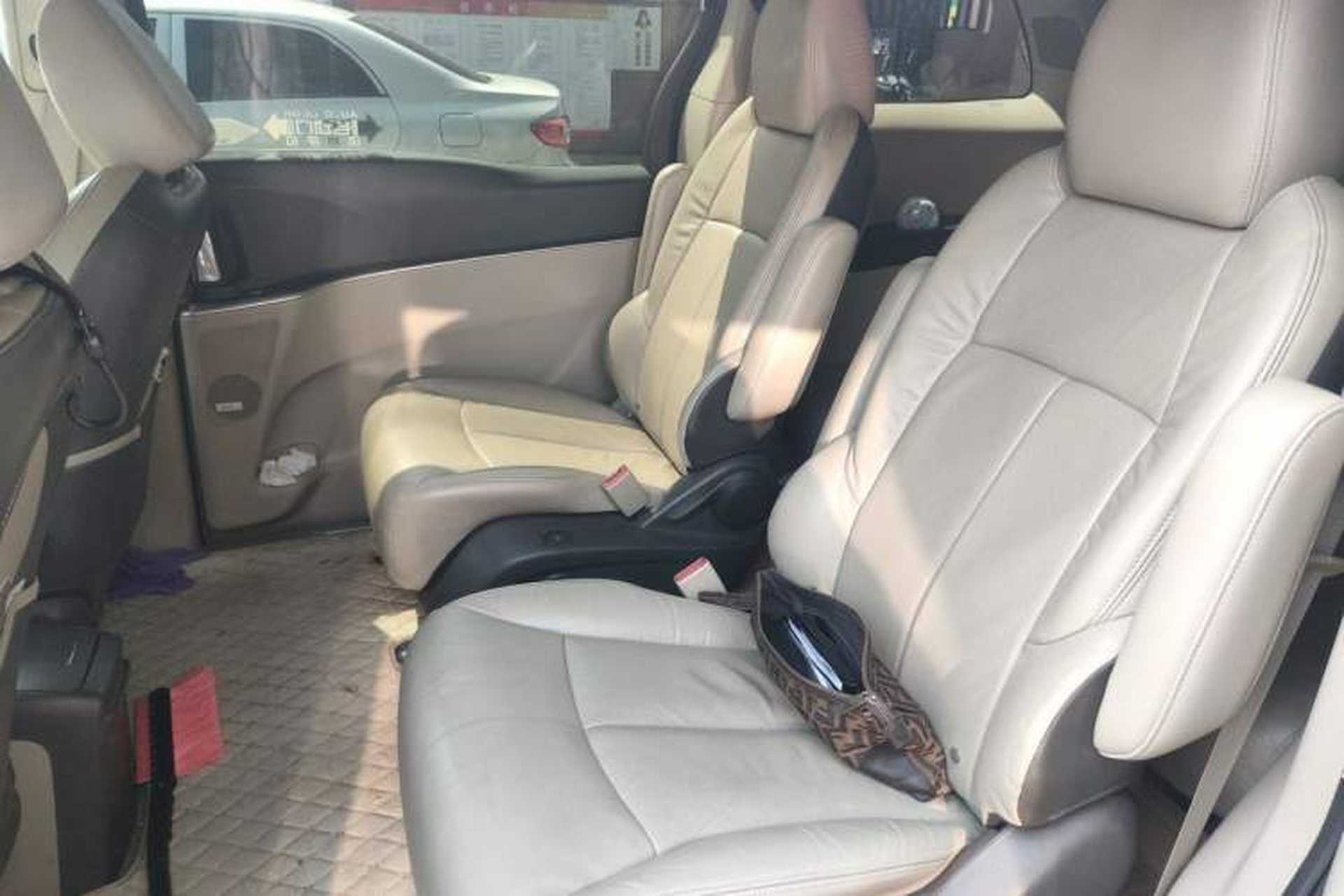 Used Buick GL8 2013 3.0L XT Luxury Business Flagship Edition Left Rear Seat