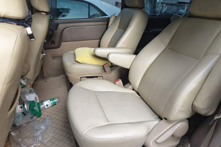 Used Buick GL8 2013 2.4L Classic Edition Left Rear Seat