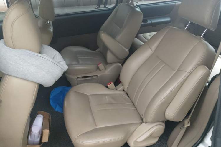 Used Buick GL8 2013 2.4L Executive Edition Left Rear Seat