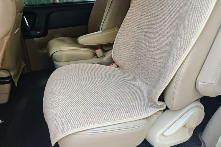 Used Buick GL8 2013 2.4L Executive Edition Left Rear Seat