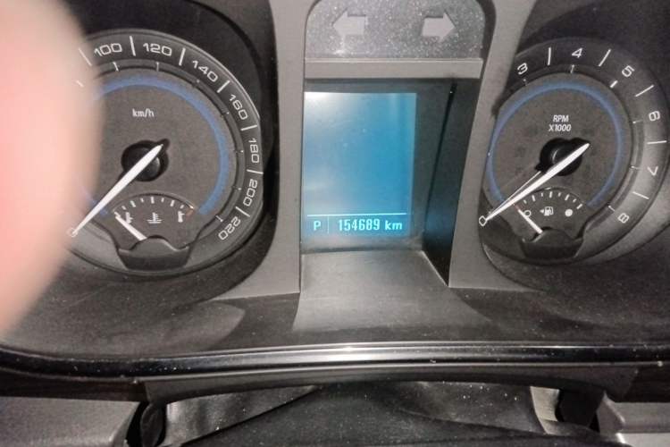 Used Buick GL8 2013 3.0L GT Luxury Business Haoya Edition Odometer Close Up