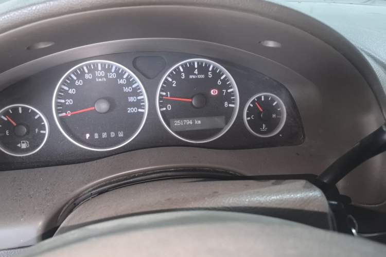 Used Buick GL8 2013 2.4L Comfort Edition Odometer Close Up