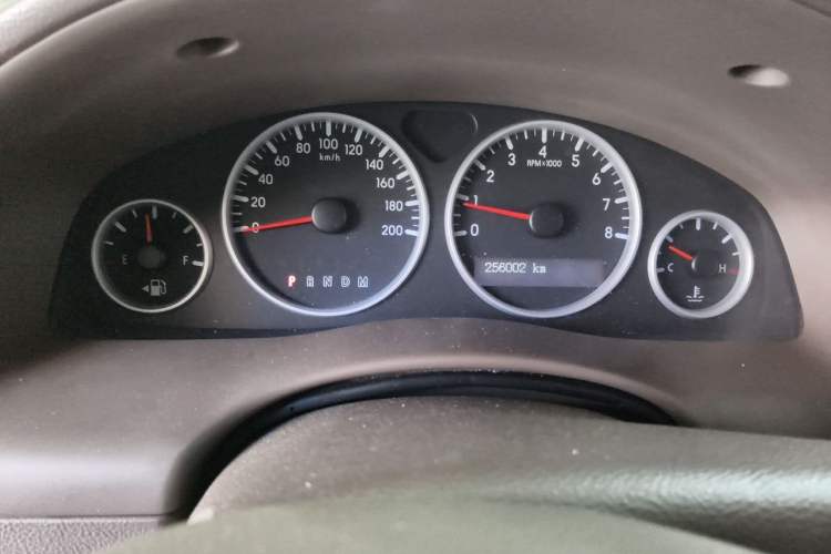 Used Buick GL8 2013 2.4L Comfort Edition Odometer Close Up