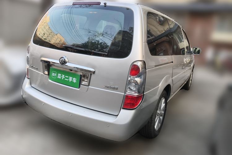 Used Buick GL8 2013 2.4L Classic Edition Rear Right 45 Deg