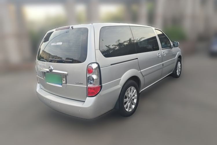 Used Buick GL8 2013 2.4L Comfort Edition Rear Right 45 Deg