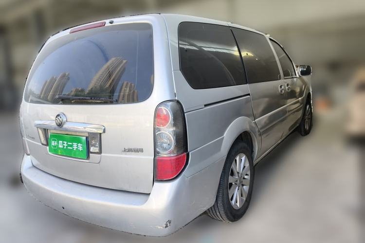 Used Buick GL8 2013 2.4L Comfort Edition Rear Right 45 Deg