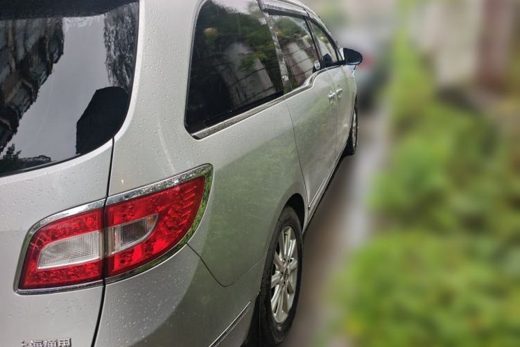 Used Buick GL8 2013 3.0L XT Luxury Business Flagship Edition Rear Right 45 Deg