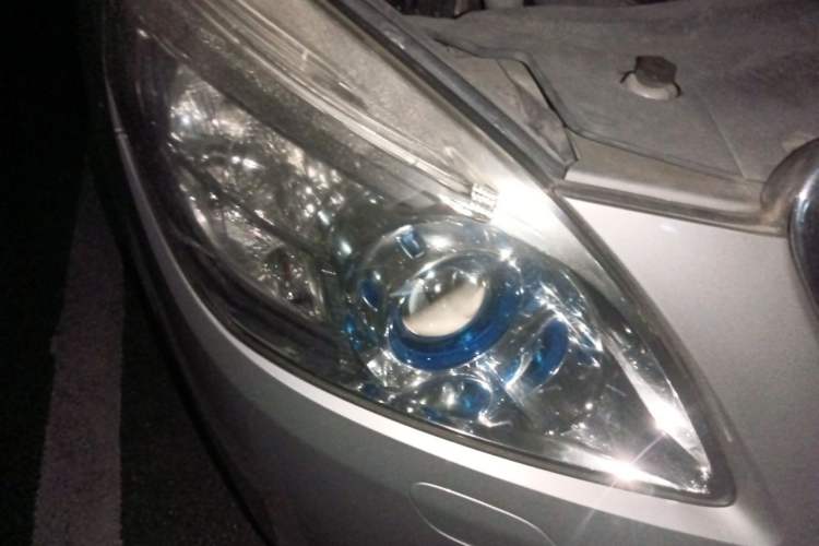 Used Buick GL8 2013 3.0L GT Luxury Business Haoya Edition Right Front Headlight