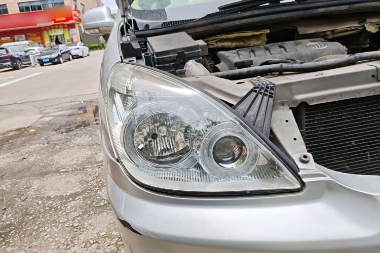Used Buick GL8 2013 2.4L Classic Edition Right Front Headlight