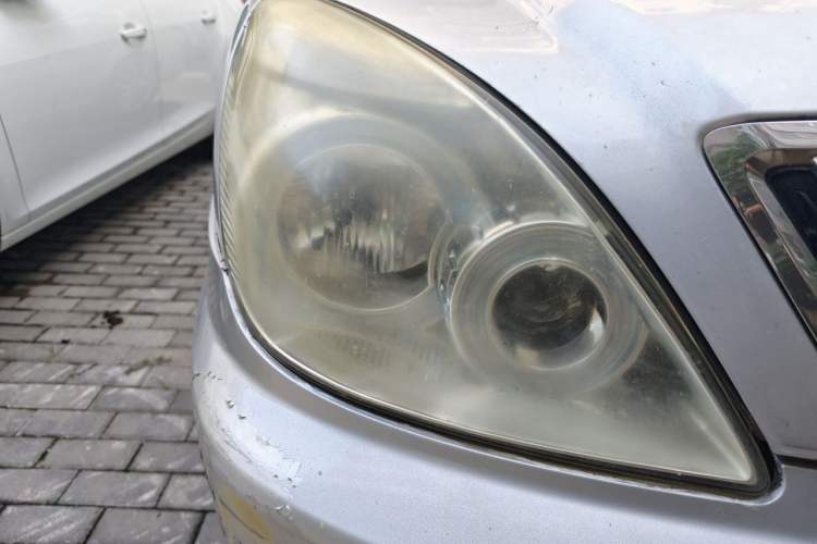 Used Buick GL8 2013 2.4L Classic Edition Right Front Headlight