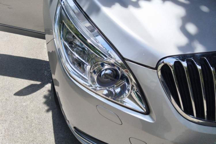 Used Buick GL8 2013 3.0L XT Luxury Business Flagship Edition Right Front Headlight