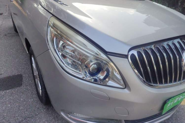 Used Buick GL8 2013 2.4L LT Luxury Business Executive Edition Right Front Headlight