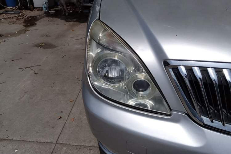 Used Buick GL8 2013 2.4L Executive Edition Right Front Headlight