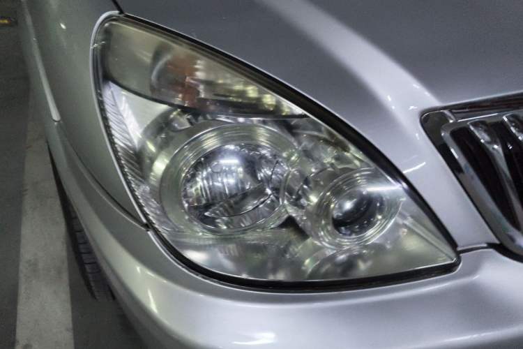 Used Buick GL8 2013 2.4L Classic Edition Right Front Headlight