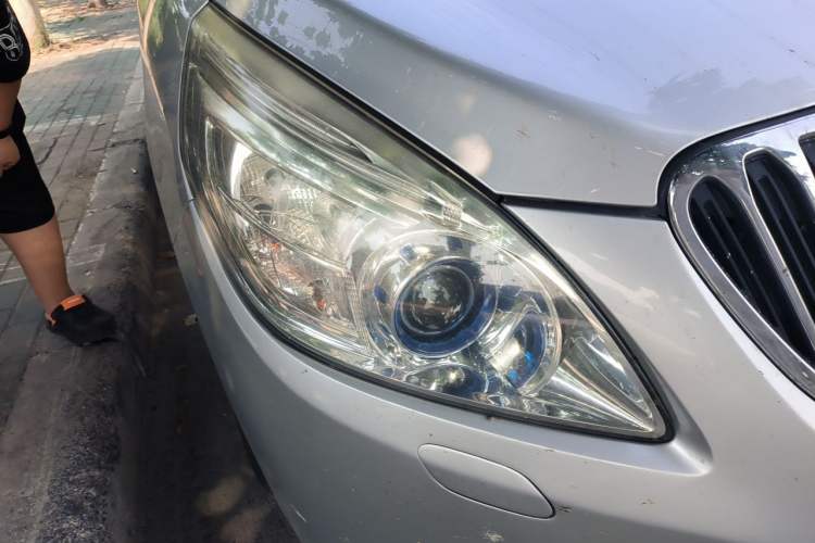 Used Buick GL8 2013 3.0L GT Luxury Business Haoya Edition Right Front Headlight