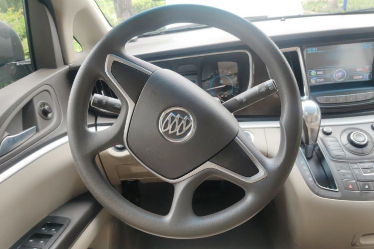 Used Buick GL8 2013 2.4L CT Luxury Business Comfort Edition Steering Wheel