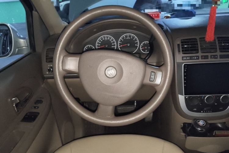 Used Buick GL8 2013 2.4L Classic Edition Steering Wheel