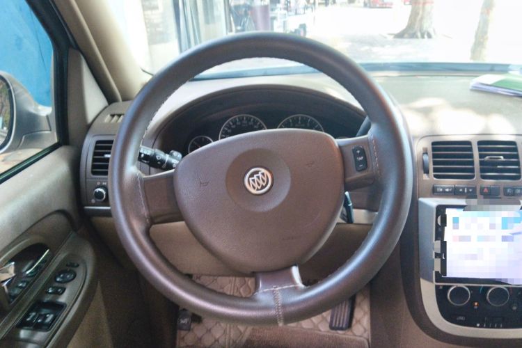 Used Buick GL8 2013 2.4L Classic Edition Steering Wheel