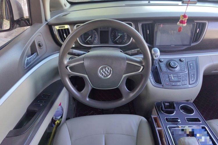 Used Buick GL8 2013 2.4L CT Luxury Business Comfort Edition Steering Wheel