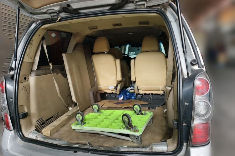 Used Buick GL8 2013 2.4L Classic Edition Trunk
