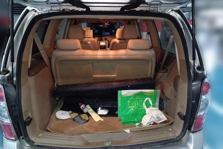 Used Buick GL8 2013 2.4L Classic Edition Trunk