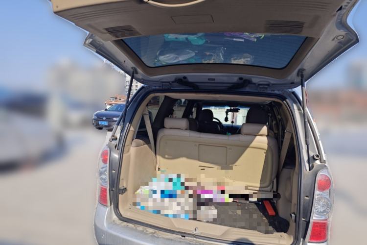 Used Buick GL8 2013 2.4L Classic Edition Trunk