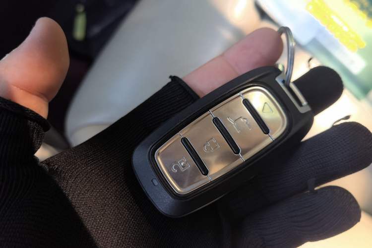 Used Buick GL8 2013 3.0L GT Luxury Business Haoya Edition Vehicle Key