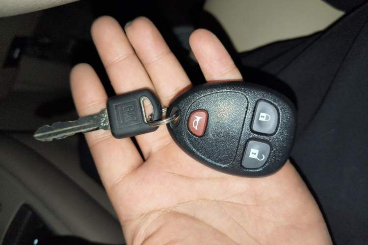 Used Buick GL8 2013 2.4L Classic Edition Vehicle Key