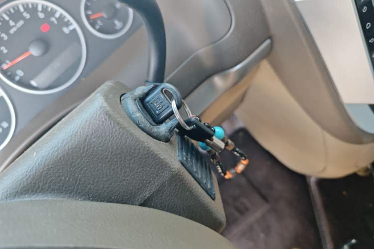 Used Buick GL8 2013 2.4L Classic Edition Vehicle Key