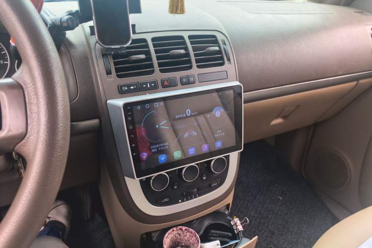 Used Buick GL8 2013 2.4L Classic Edition Audio And AC Panel