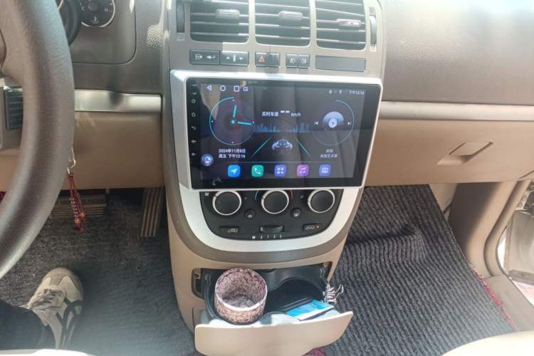 Used Buick GL8 2013 2.4L Classic Edition Audio And AC Panel