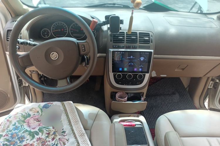Used Buick GL8 2013 2.4L Classic Edition Center Console