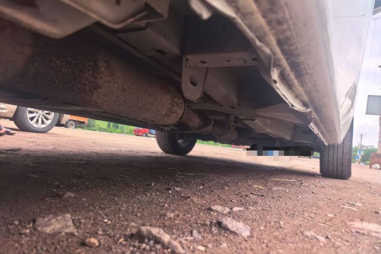 Used Buick GL8 2013 2.4L Classic Edition Chassis Rear Right